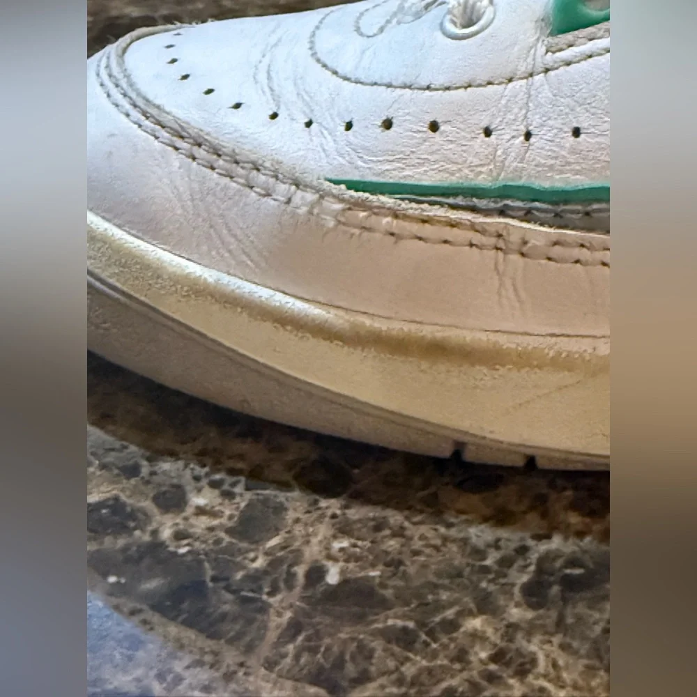 Nike. Wmns Air Jordan 2 Retro 'Crystal Mint'. Size 8.